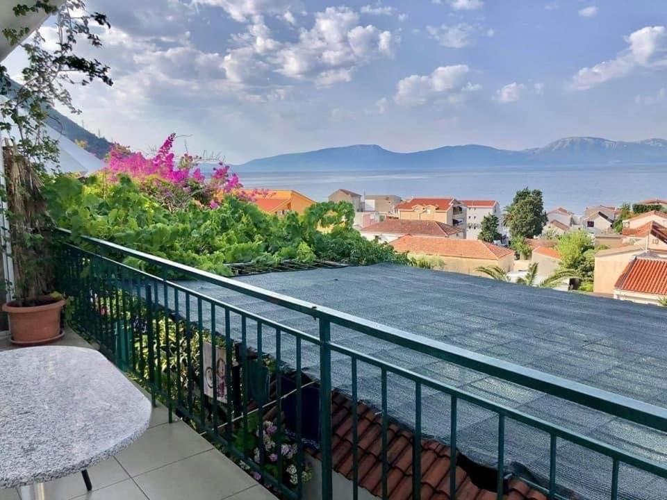 Apartmani Gradac Градац Екстериор снимка