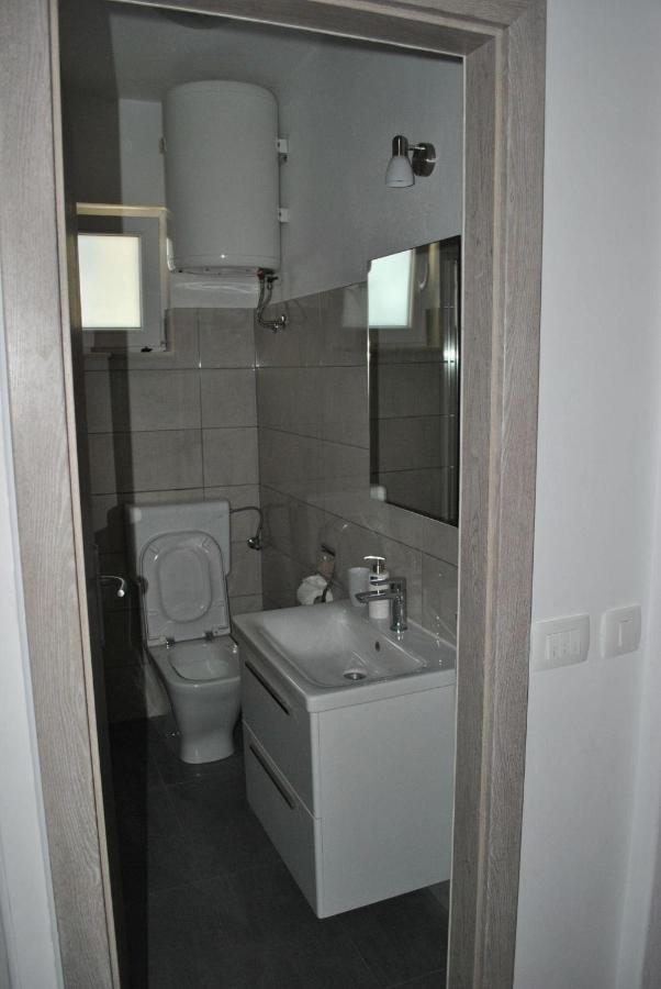 Apartmani Gradac Градац Екстериор снимка